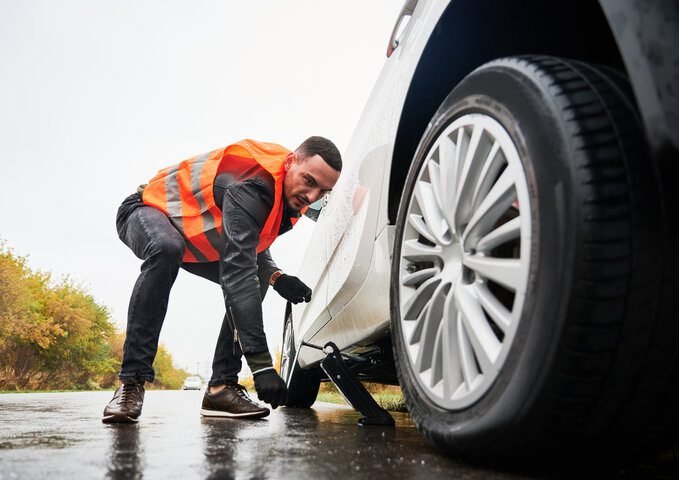 Is Roadside Assistance Worth It in Lebanon, TN Drivers Guide Trusted Towing & Recovery In Lebanon, TN | BNI Towing & Recovery